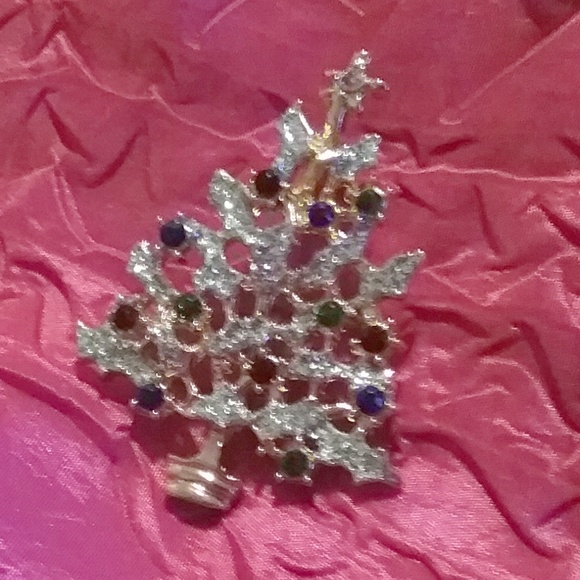 Vintage Rhinestone Christmas Tree Pin Brooch - Picture 3 of 4